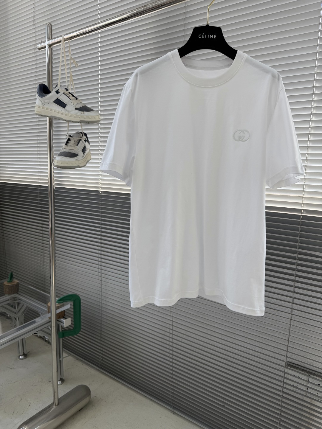 -GVC     GG标识细节全棉T恤 订织的面料质感好，面料舒适亲肤！ 尺码:S-XXL 肩宽	44	45	47	48