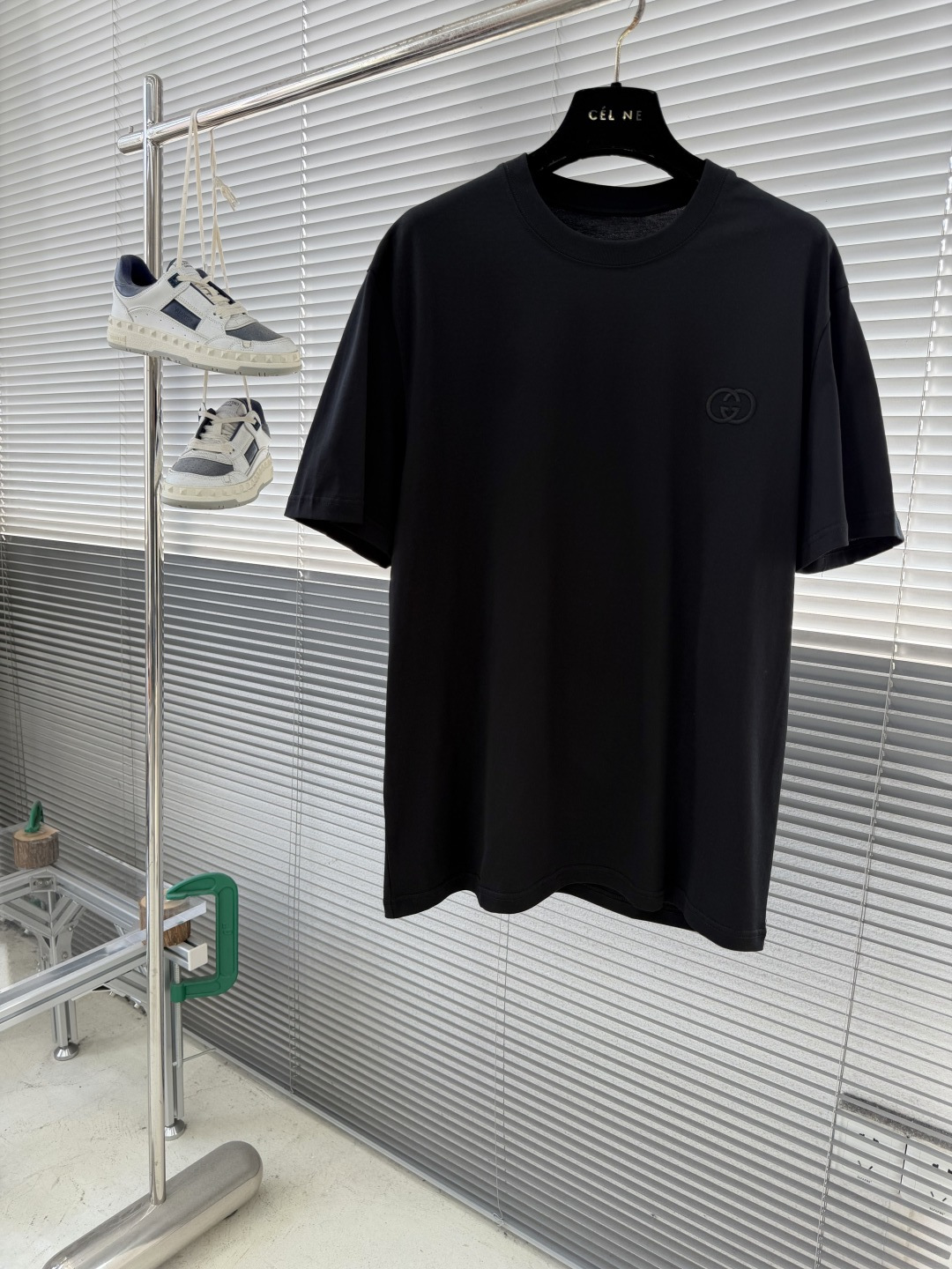-GVC     GG标识细节全棉T恤 订织的面料质感好，面料舒适亲肤！ 尺码:S-XXL 肩宽	44	45	47	48