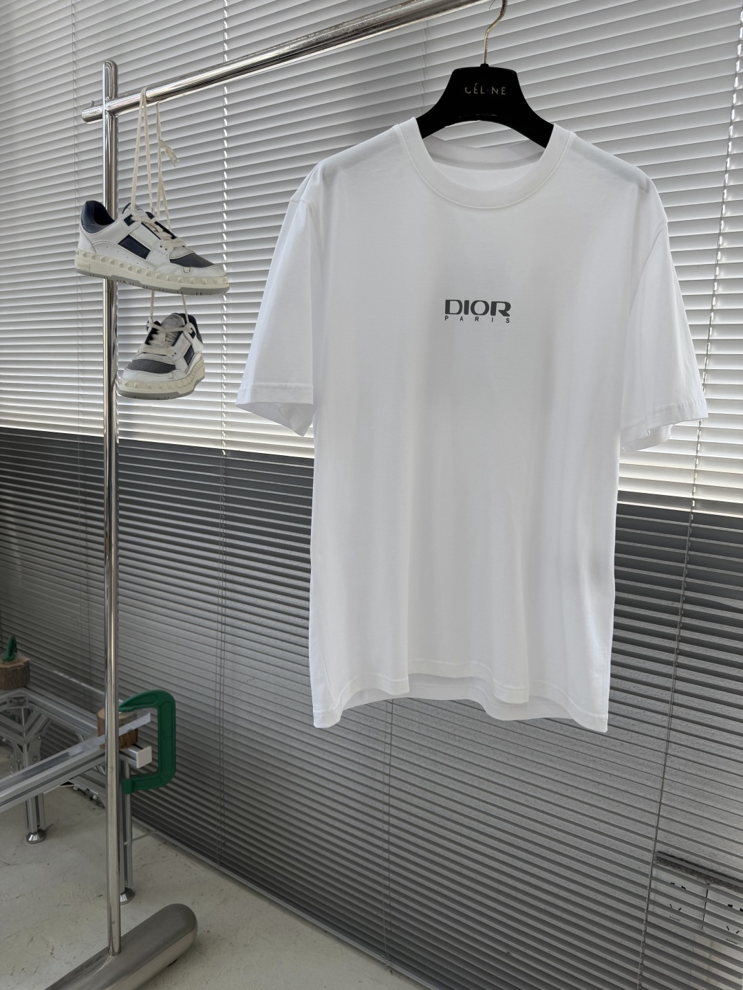 -Dio 印花细节全棉T恤面料质感很好，亲肤感强，穿着舒适！码数：S M L XL XXL肩宽44454