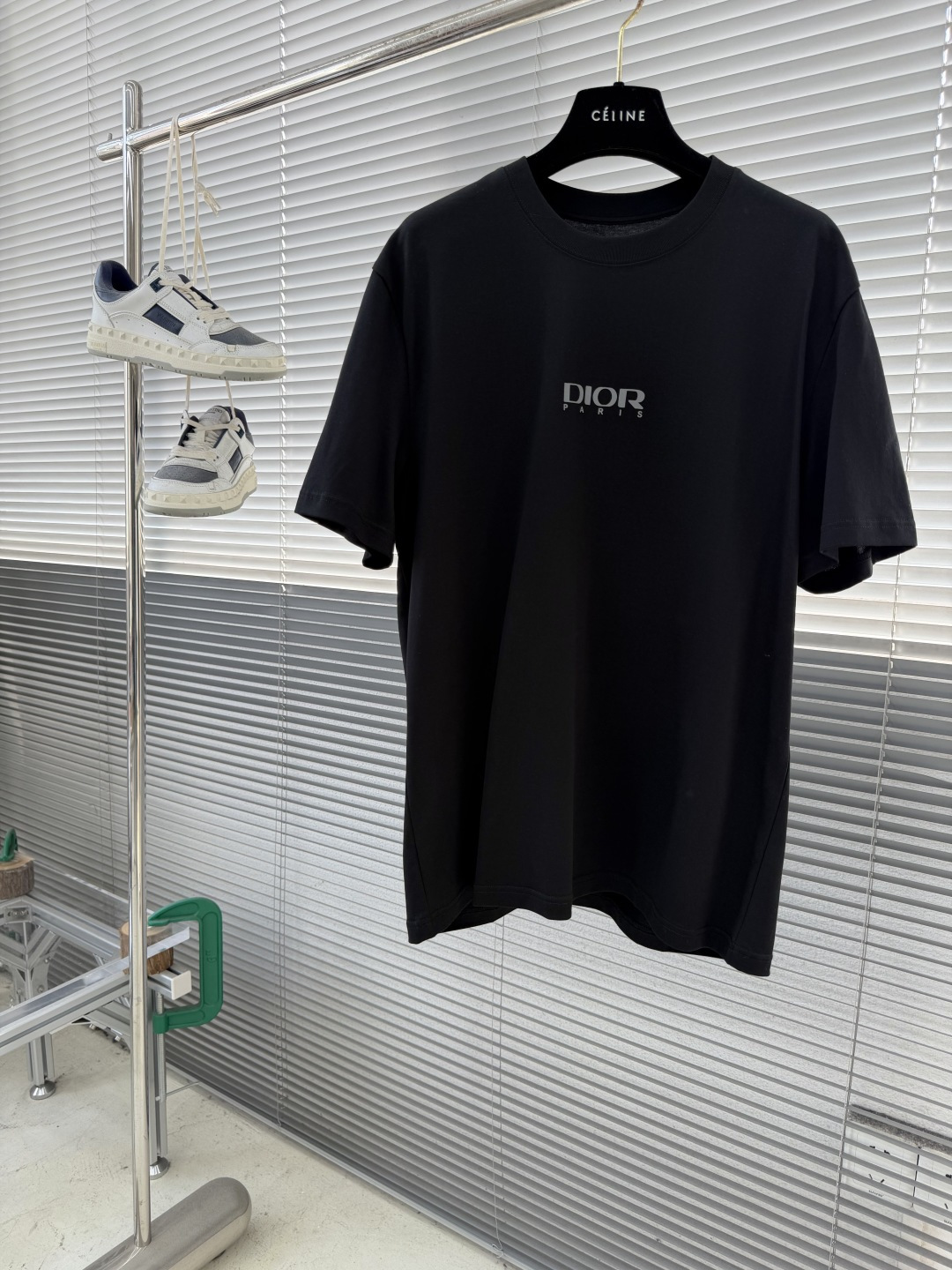 -Dio 印花细节全棉T恤面料质感很好，亲肤感强，穿着舒适！码数：S M L XL XXL肩宽44454