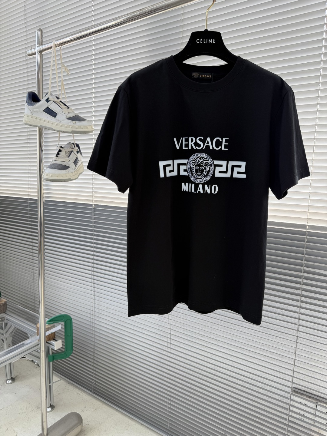 -Versac 2026新款印花圆领短袖T恤采用纯棉双纱面料，手感柔软细腻，颜色光泽度都超正，上身舒适透