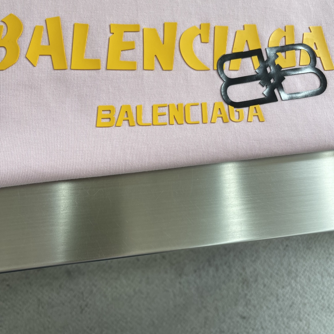 -Balenciag 26年新款重磅短袖，360g重磅洗水棉，定制原版顶级棉面料，前印胶logo点缀，颜