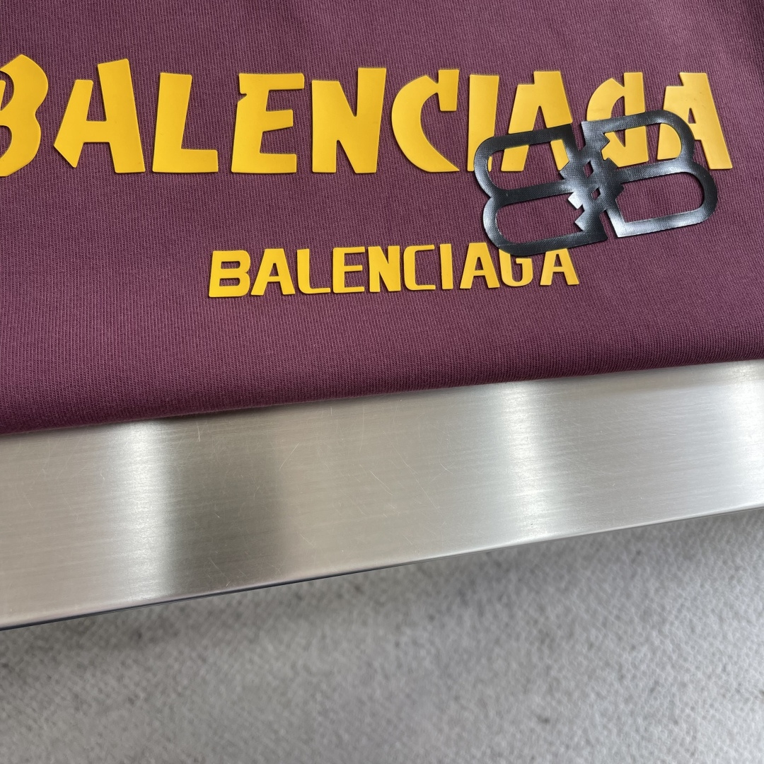 -Balenciag 26年新款重磅短袖，360g重磅洗水棉，定制原版顶级棉面料，前印胶logo点缀，颜