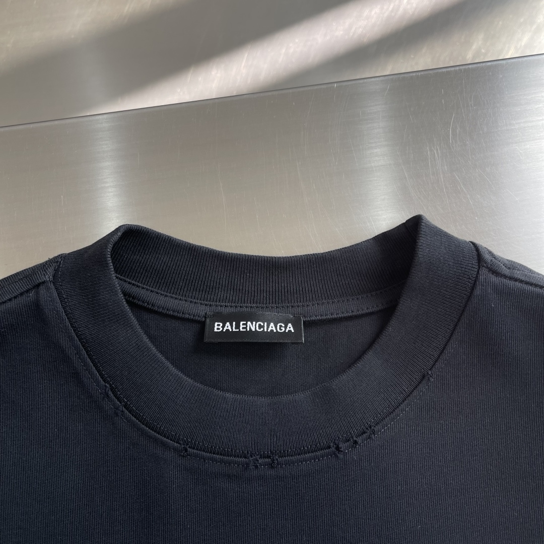 -Balenciag 26年新款重磅短袖，360g重磅洗水棉，定制原版顶级棉面料，前印胶logo点缀，颜