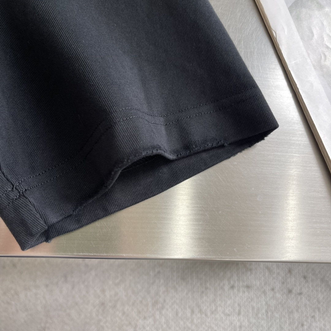 -Balenciag 26年新款重磅短袖，360g重磅洗水棉，定制原版顶级棉面料，前印胶logo点缀，颜