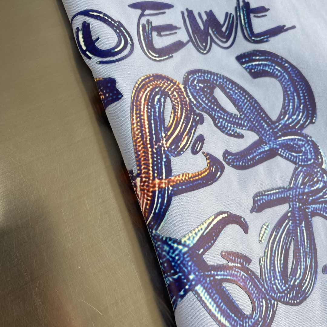 -LOEW 标识logo‼️短袖T恤经典Anagram印花T恤，采用280克新疆棉冰感索罗娜面料，面料凉