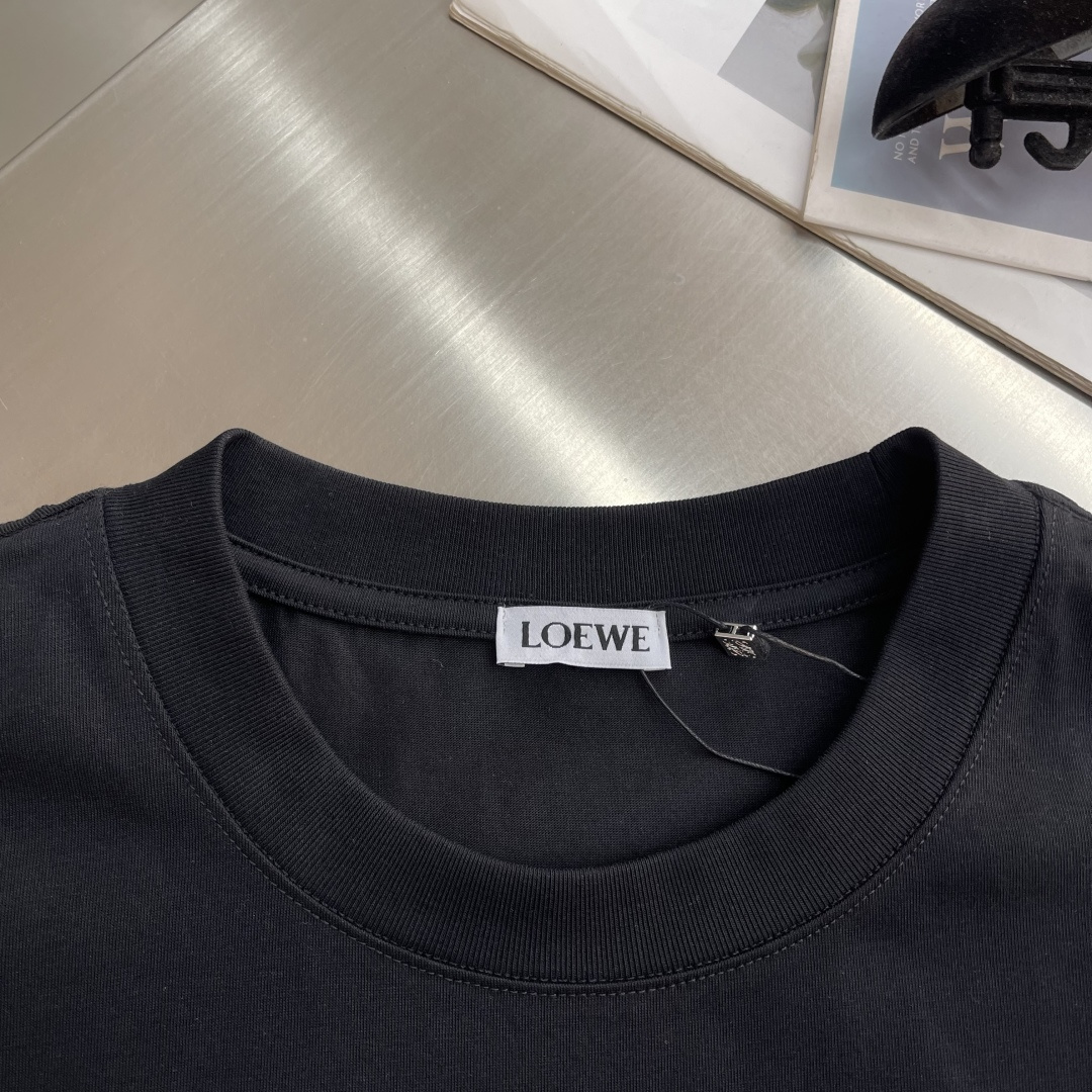 -LOEW 标识logo‼️短袖T恤经典Anagram印花T恤，采用280克新疆棉冰感索罗娜面料，面料凉