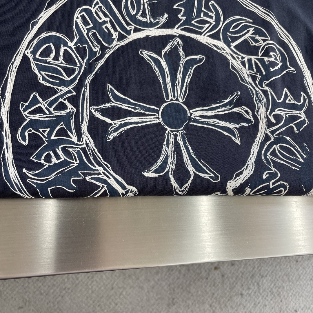 -CH 克罗心 2026春夏系列短袖T恤码数：M-5XL 微阔版型绒感双纱面料。面料表面罗马棉 工艺肌理