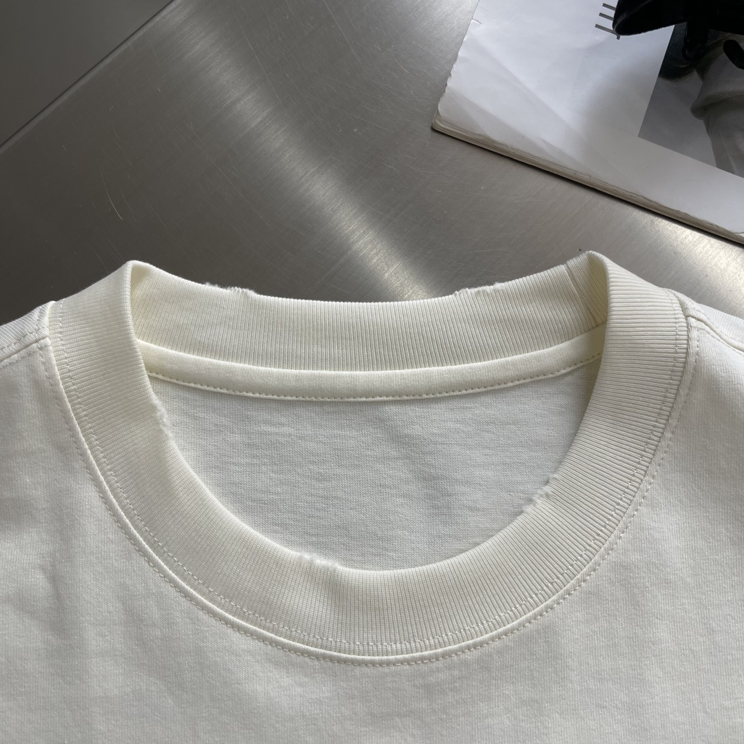 -CH 克罗心 2026春夏系列短袖T恤码数：M-5XL 微阔版型绒感双纱面料。面料表面罗马棉 工艺肌理