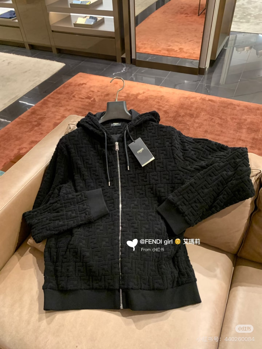 古驰 Gucci 高定典藏名品高定成衣时装外套连衣裙衬衫T恤 #9C28AAC6 3
