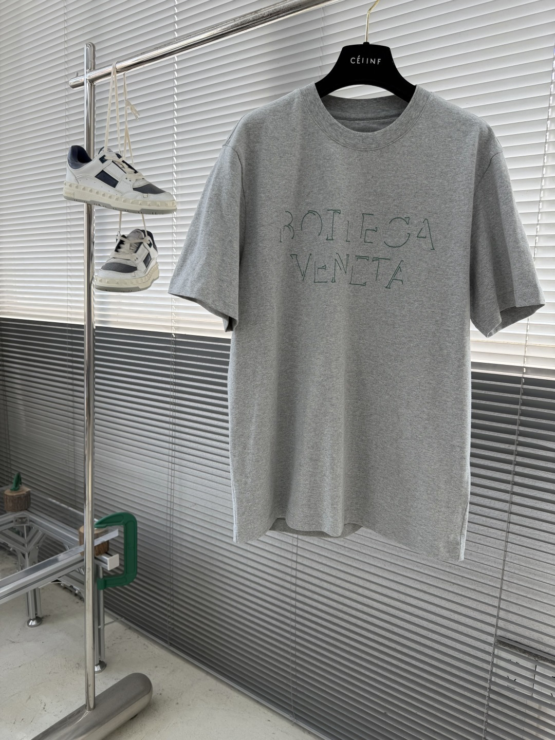 -BV 2026春夏系列短袖T恤码数：M-5XL 微阔版型绒感双纱面料。面料表面食毛做磨毛工艺肌理平整，