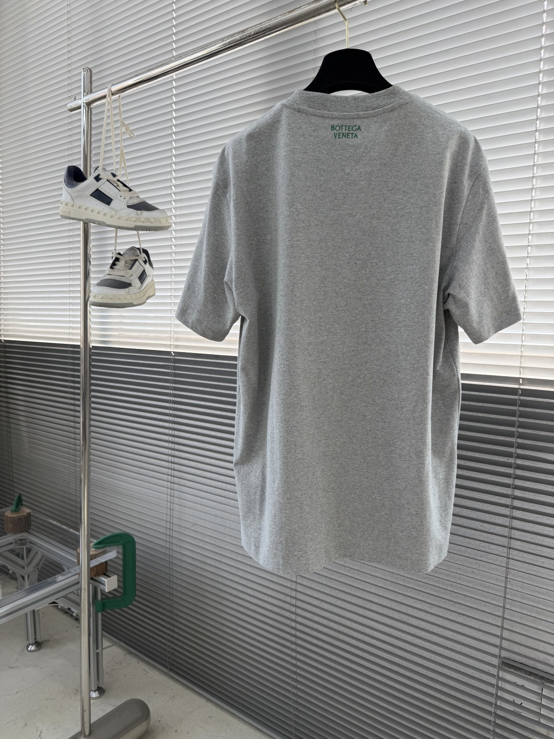 -BV 2026春夏系列短袖T恤码数：M-5XL 微阔版型绒感双纱面料。面料表面食毛做磨毛工艺肌理平整，