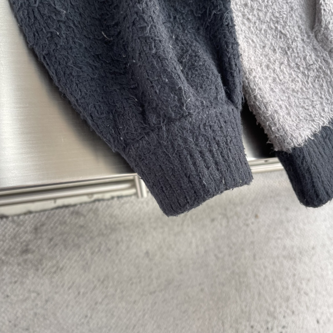 -Balenciag 新款FLUFFY HOODIE拉链连帽卫衣Fluffy Hoodie男士灰色、黑色