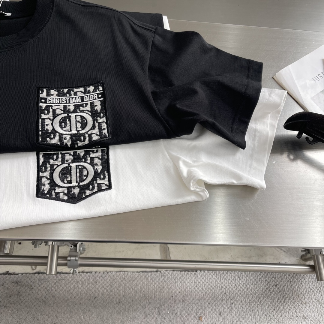 -Dio 2026春夏新款短袖圆领T恤。高端订制 设计前卫时尚！品牌logo重工艺设计 高端定制精棉面料