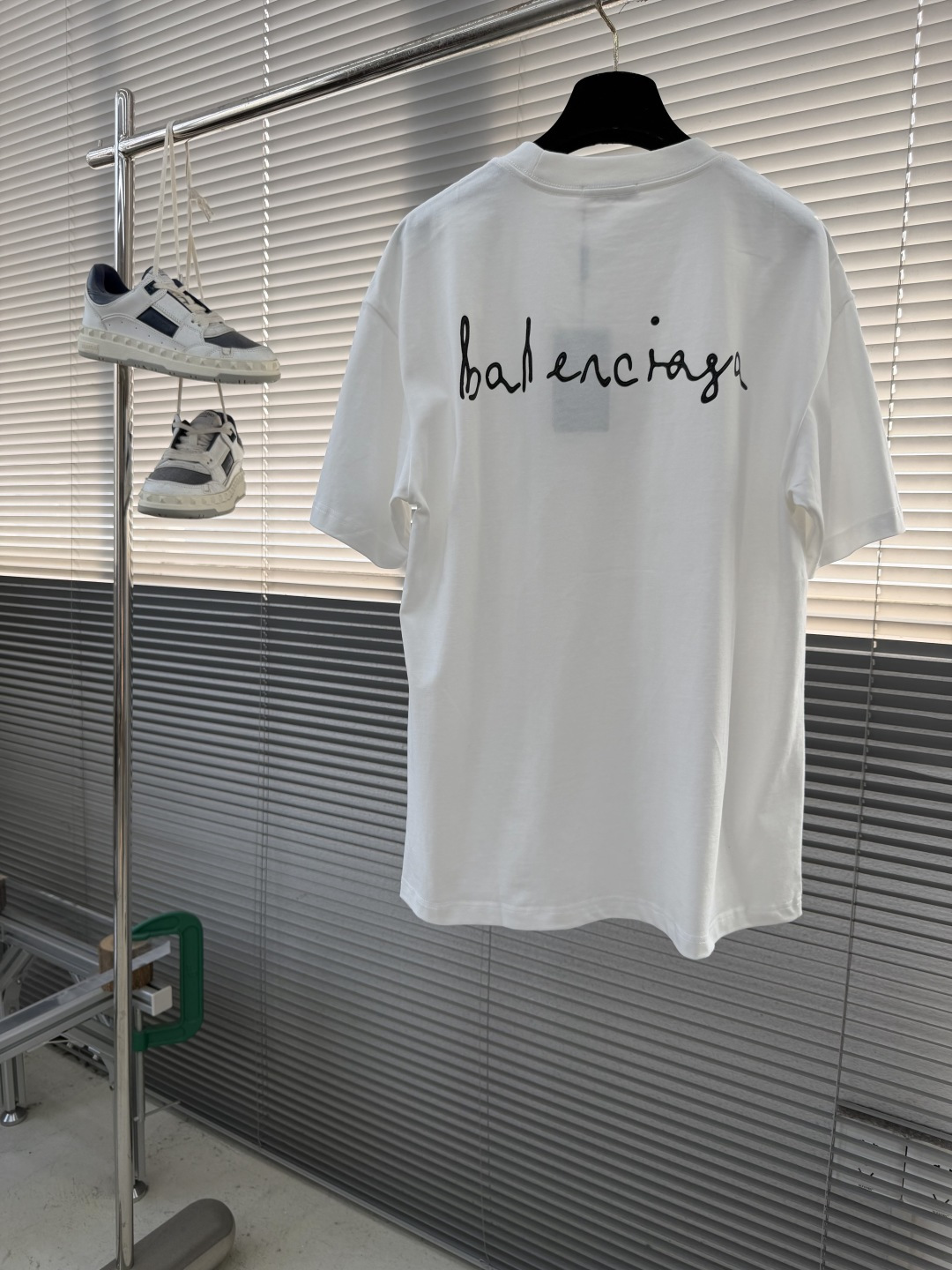 -Balenciag 爱心T恤。双纱32支260克，原版开发定织面料工艺洗水处理 厚实感十足 质感区别市