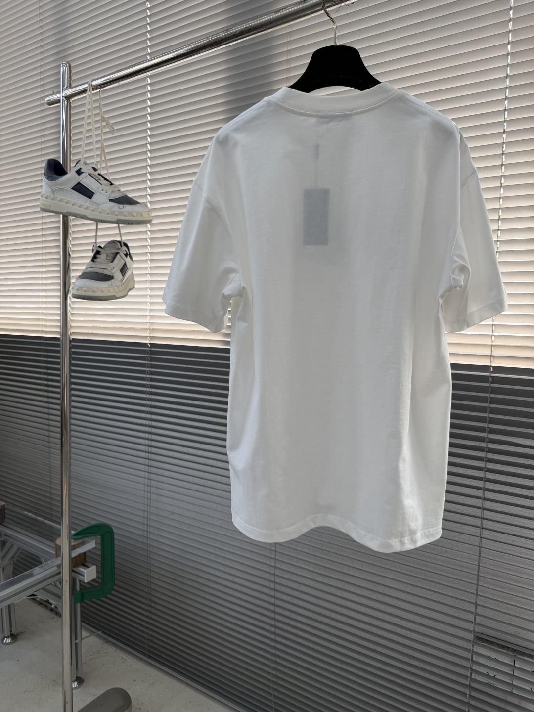 -PRAD 2026ss夏装最新系列图案logo短袖T恤。必须人手一件的节奏！进口顶极精梳棉面料，极为亲