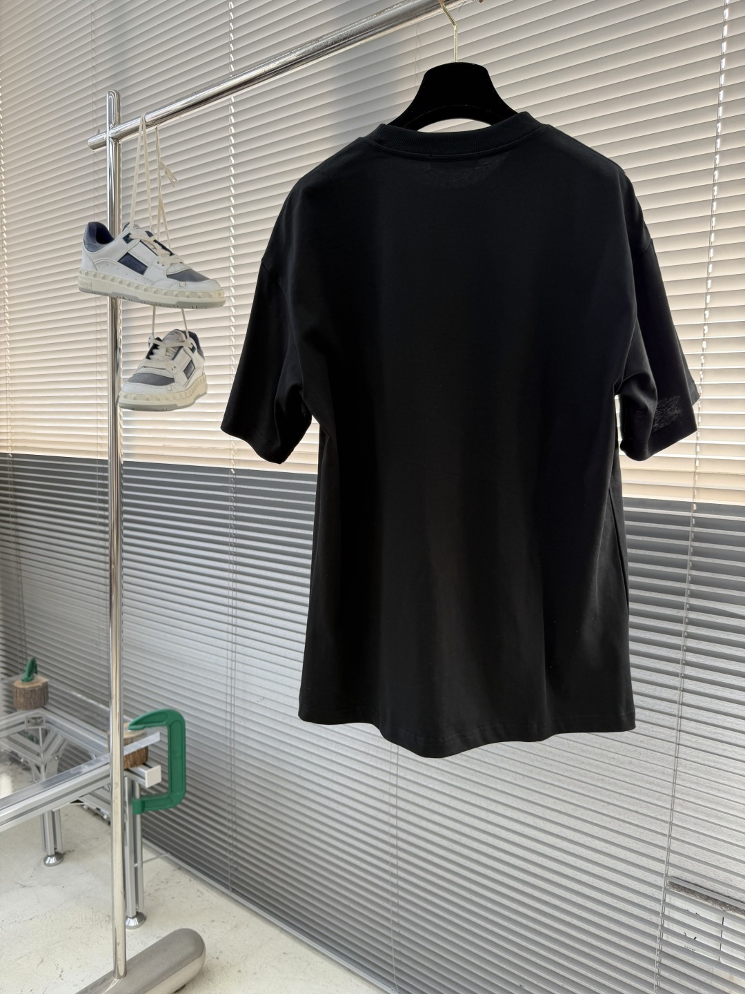 -PRAD 2026ss夏装最新系列图案logo短袖T恤。必须人手一件的节奏！进口顶极精梳棉面料，极为亲