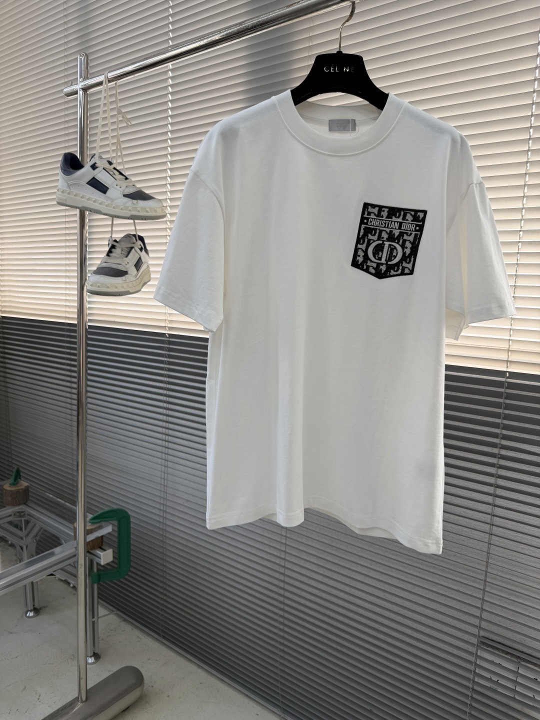-Dio 2026春夏新款短袖圆领T恤。高端订制 设计前卫时尚！品牌logo重工艺设计 高端定制精棉面料