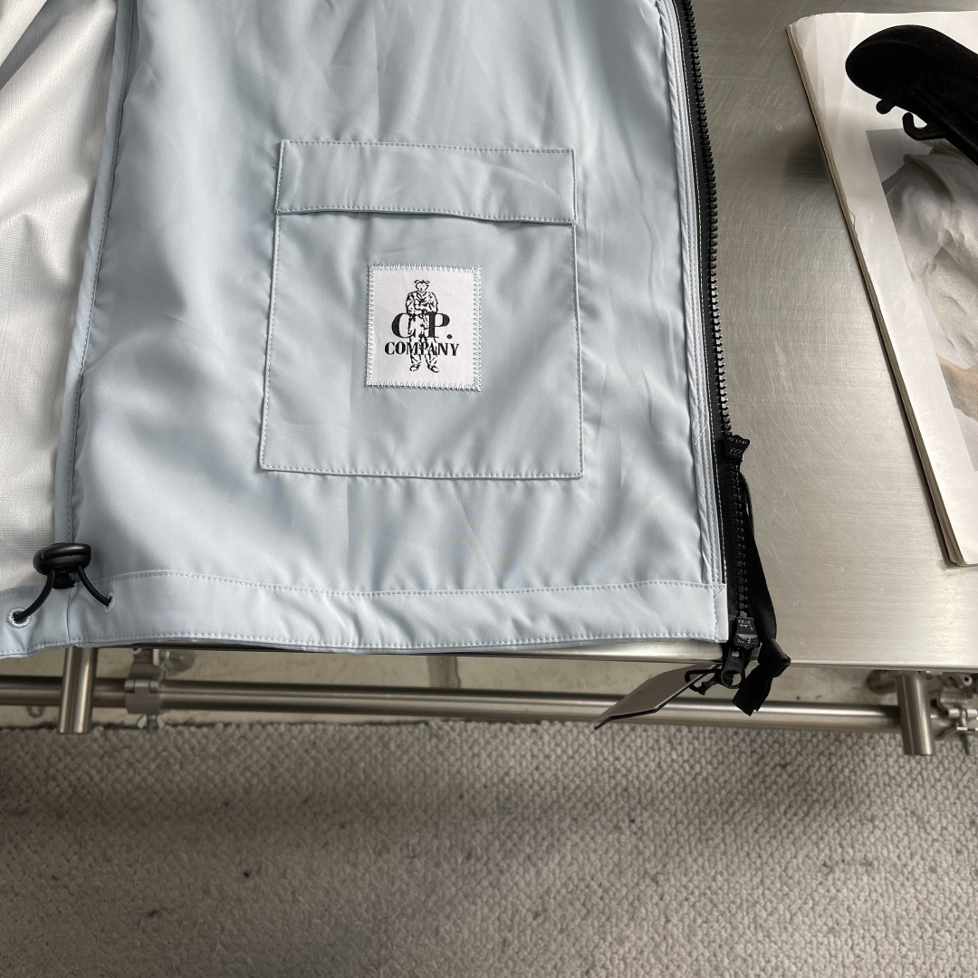 -CP 连帽拉链风衣材质 软壳尺码：S-XXL S M L XL 2XL衣长 6668 7072 74胸