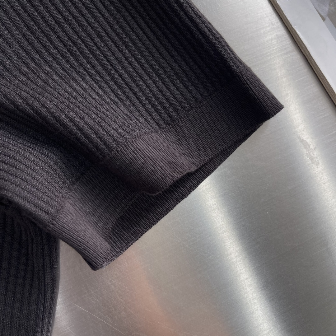-Loro Piana 26春夏新款冰感竖纹针织面料，打造立体质感，告别平面单调，视觉触感双高级，金属拉