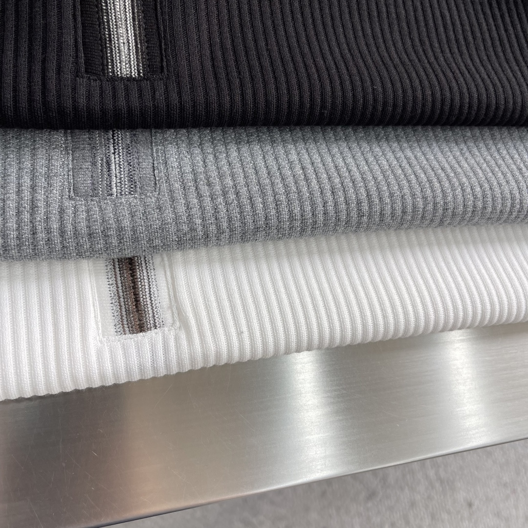 -Loro Piana 26春夏新款冰感竖纹针织面料，打造立体质感，告别平面单调，视觉触感双高级，金属拉