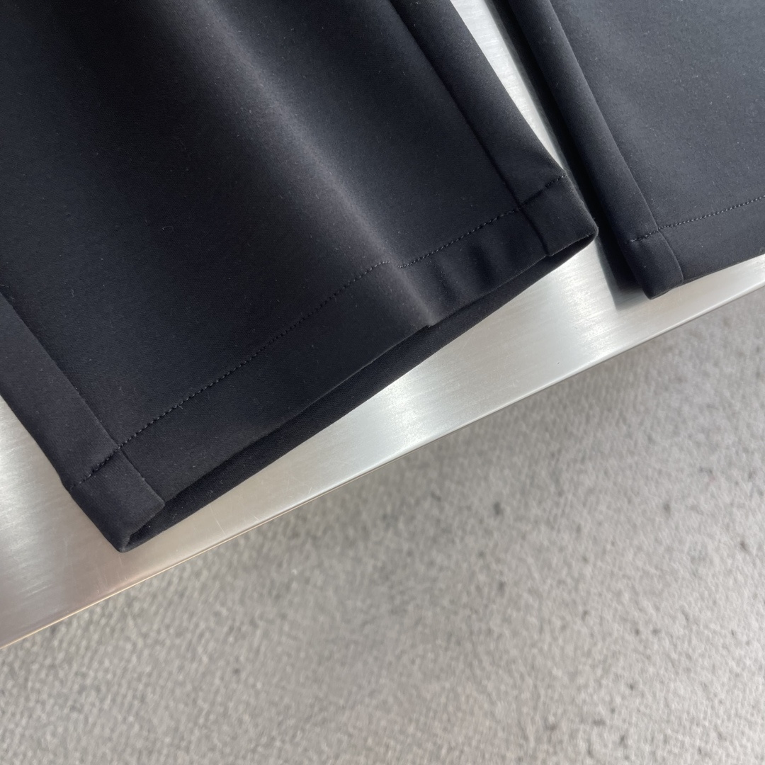 -BBR 2026春夏新款铜氨丝莫代尔空气层休闲卫裤，裤身上刺绣标志性品牌标识，客供定制品牌刻印五金配件