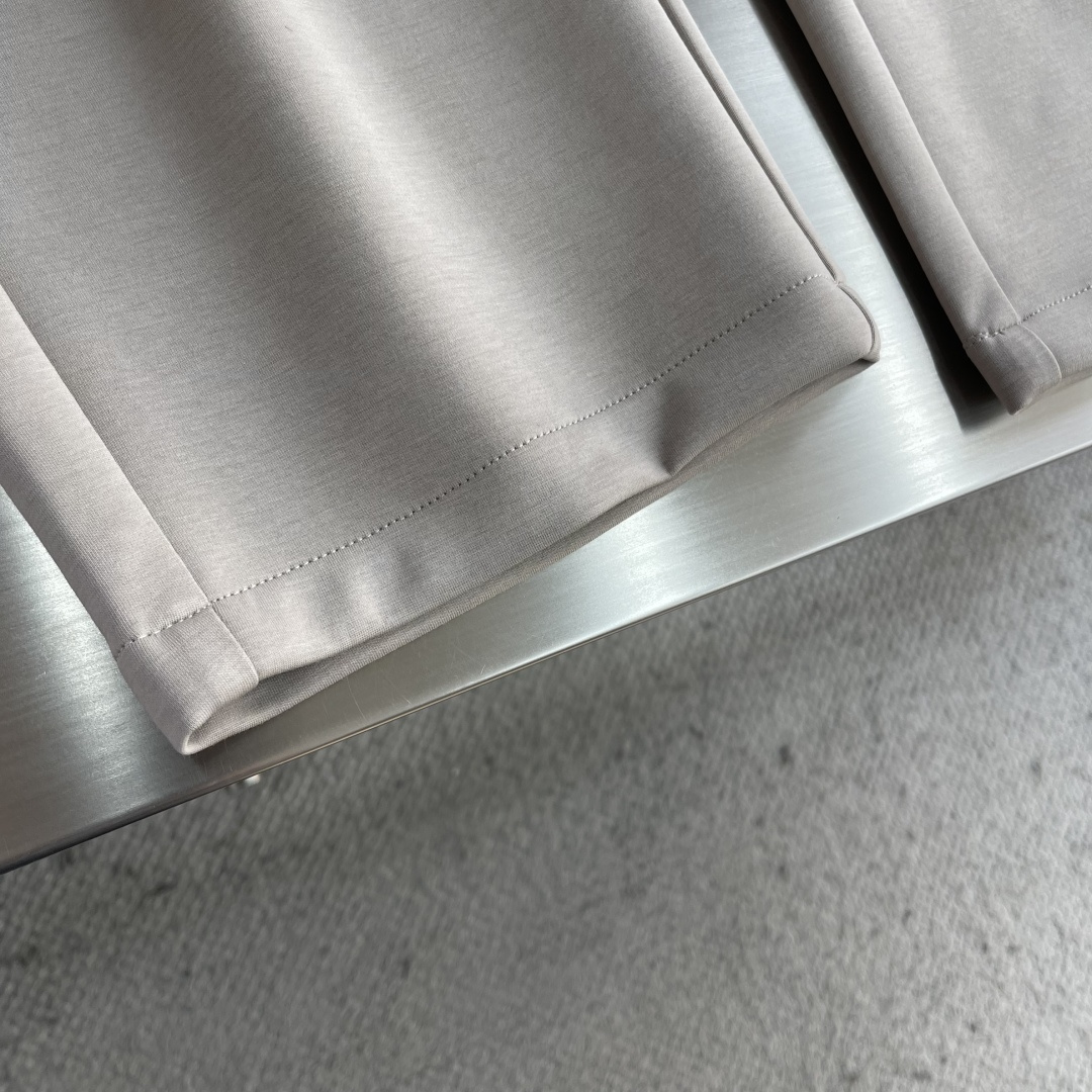 -BBR 2026春夏新款铜氨丝莫代尔空气层休闲卫裤，裤身上刺绣标志性品牌标识，客供定制品牌刻印五金配件