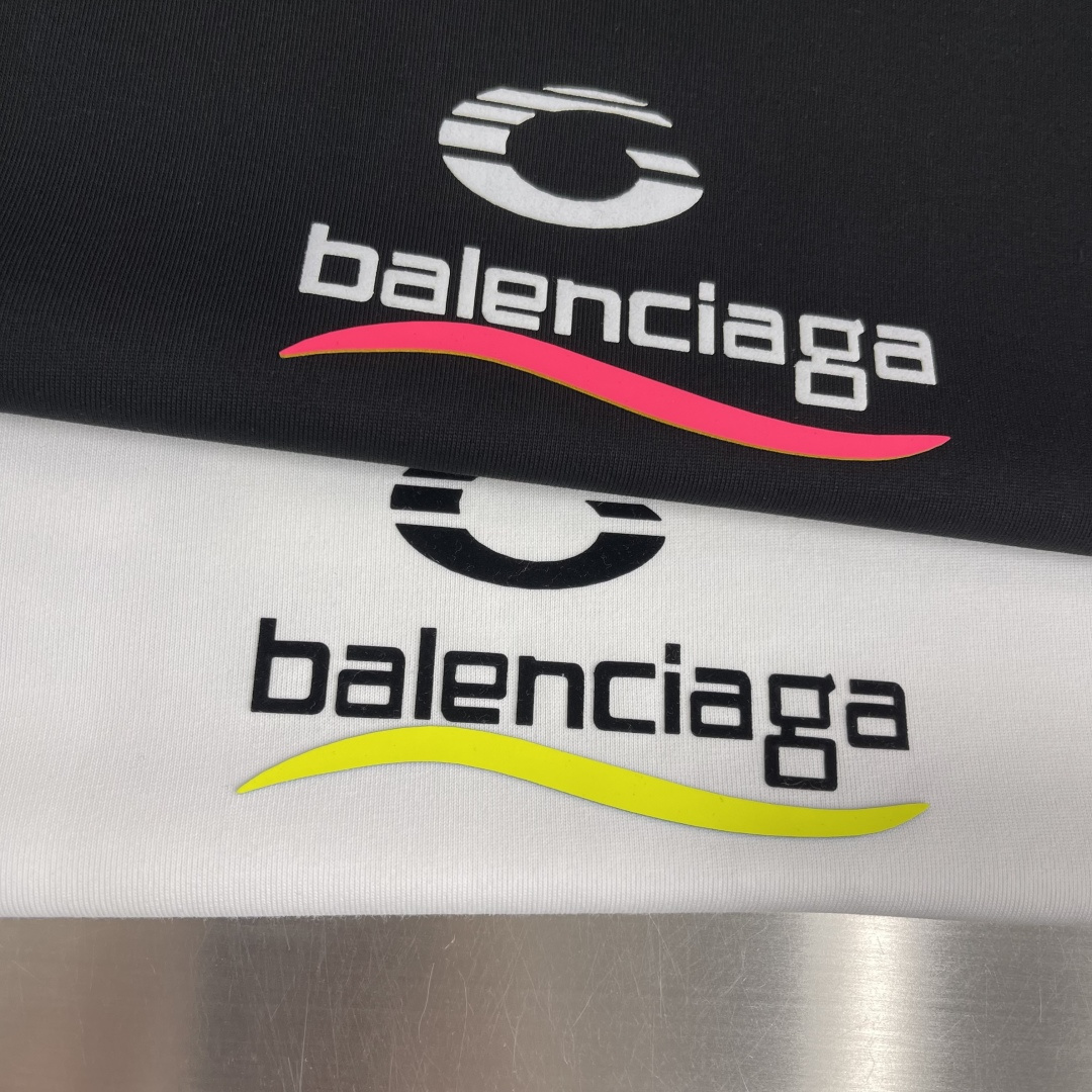 -Balenciag 2026春夏新款短袖T恤定制纯棉字母logo贴布印花颜色：黑色 白色 码数：M L