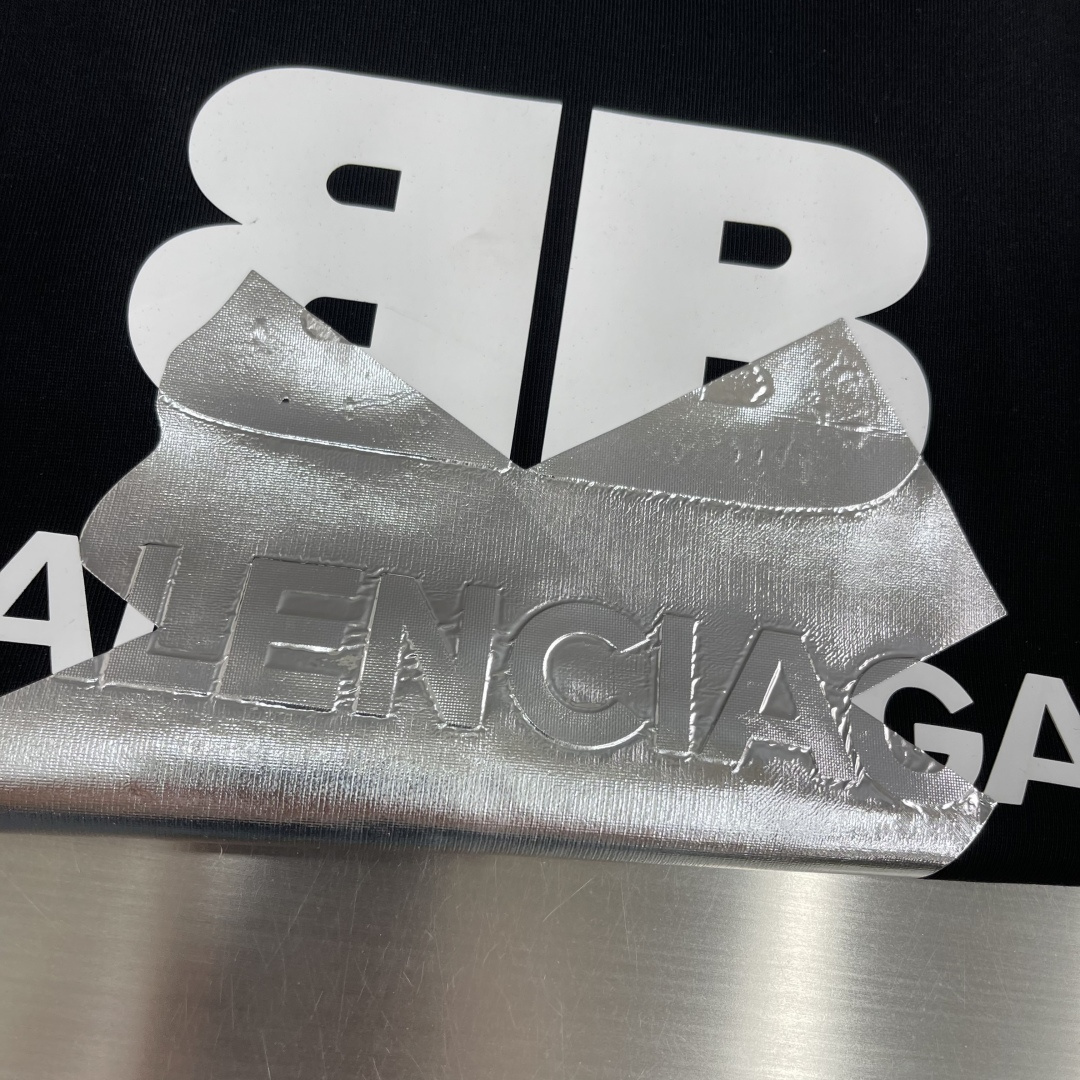 -Balenciag 2026春夏新款短袖T恤定制纯棉字母logo贴布印花 码数：M L XL XXL