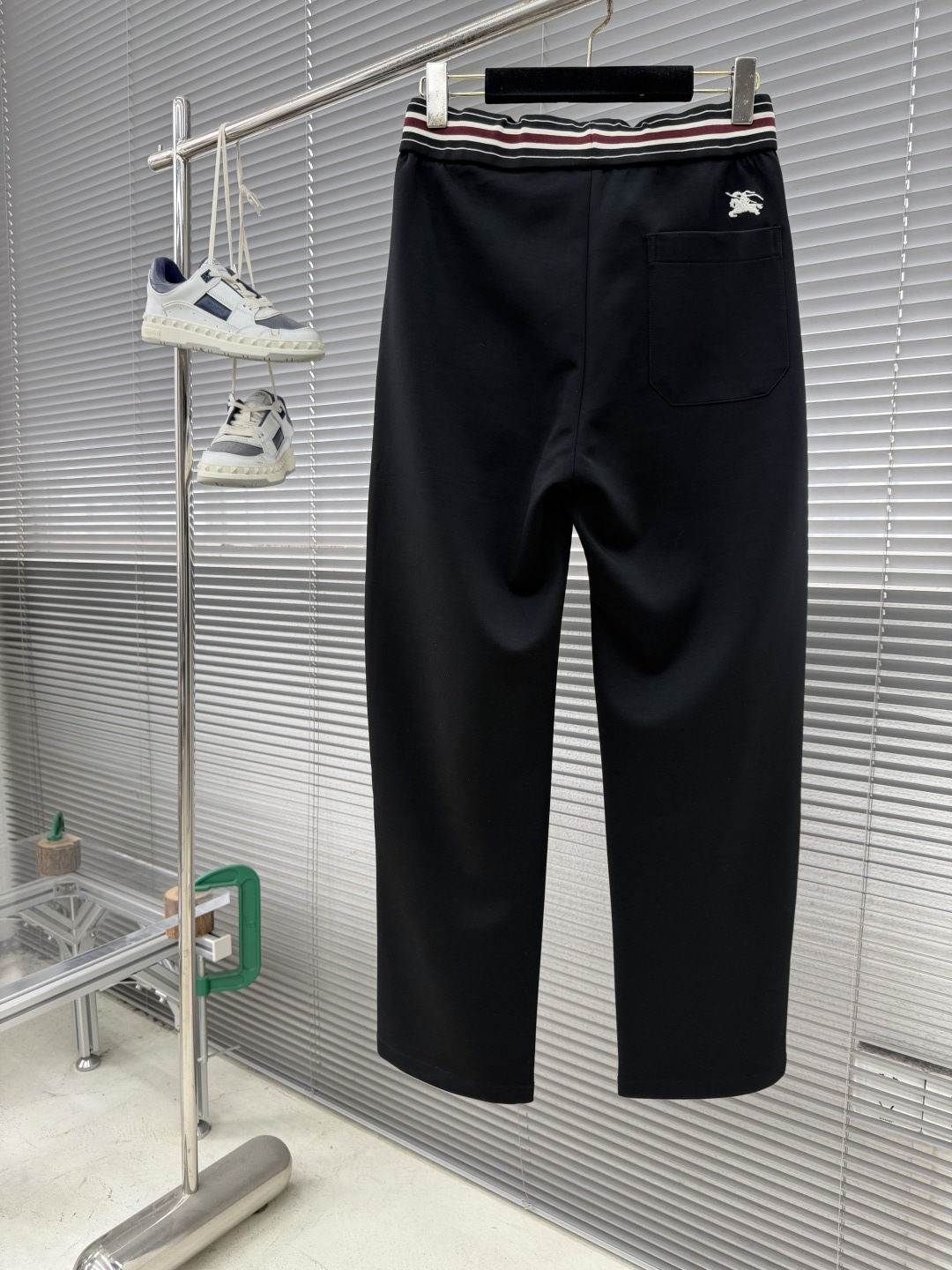 -BBR 2026春夏新款铜氨丝莫代尔空气层休闲卫裤，裤身上刺绣标志性品牌标识，客供定制品牌刻印五金配件