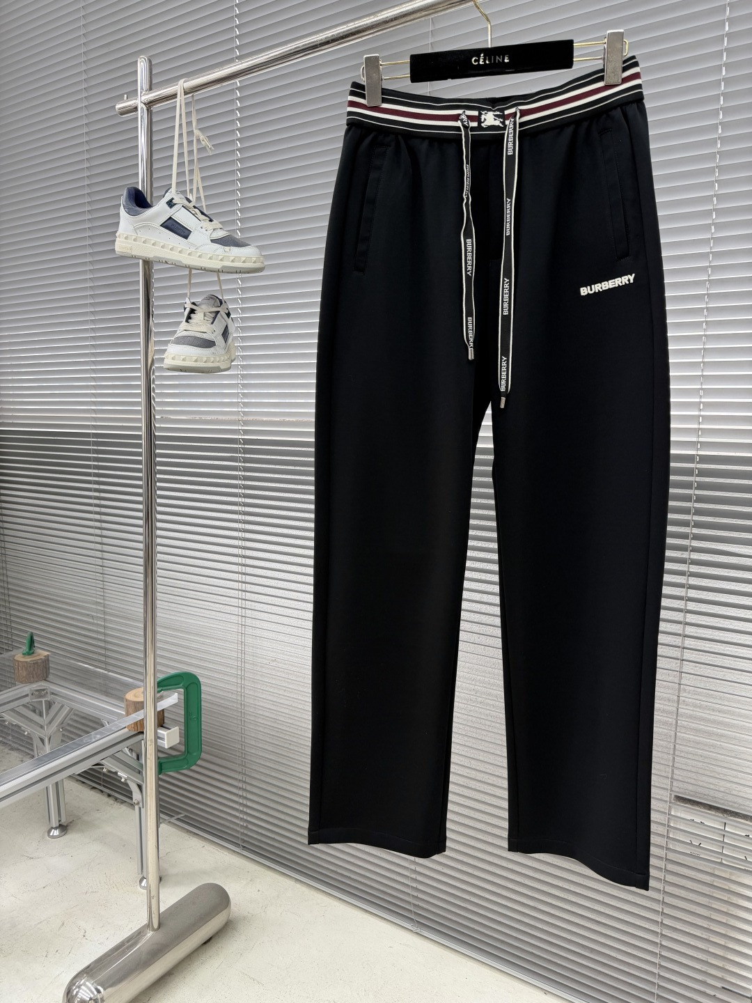 -BBR 2026春夏新款铜氨丝莫代尔空气层休闲卫裤，裤身上刺绣标志性品牌标识，客供定制品牌刻印五金配件