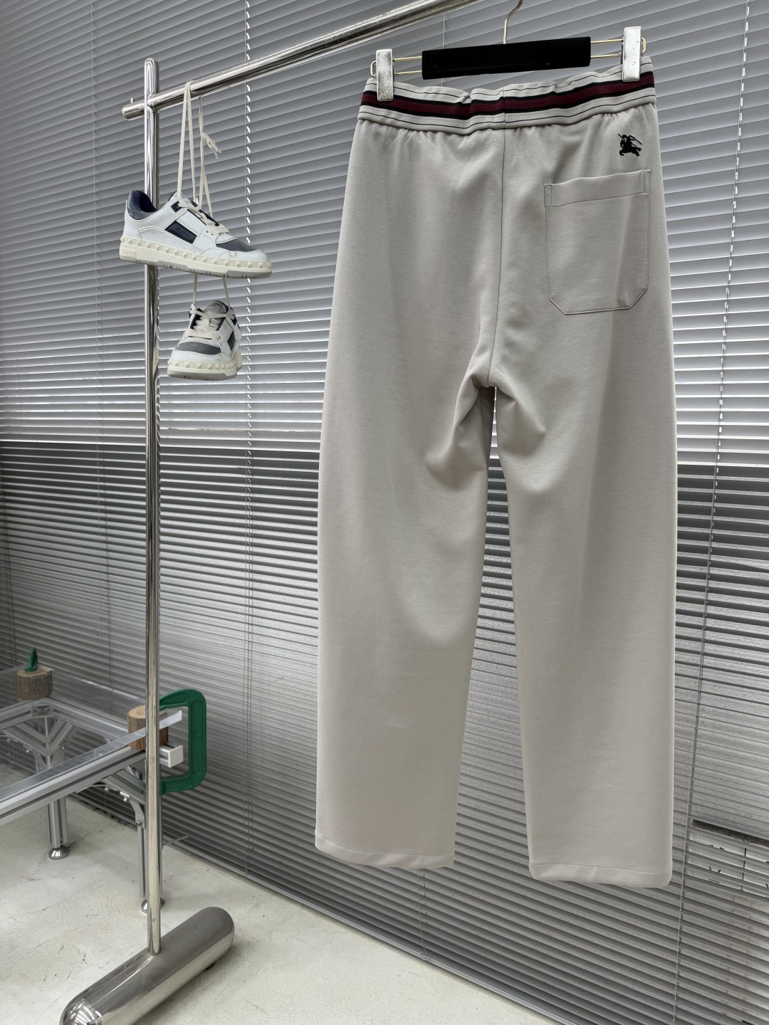 -BBR 2026春夏新款铜氨丝莫代尔空气层休闲卫裤，裤身上刺绣标志性品牌标识，客供定制品牌刻印五金配件