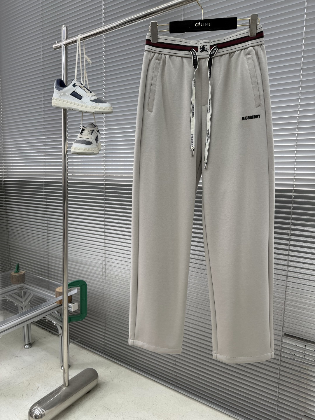 -BBR 2026春夏新款铜氨丝莫代尔空气层休闲卫裤，裤身上刺绣标志性品牌标识，客供定制品牌刻印五金配件