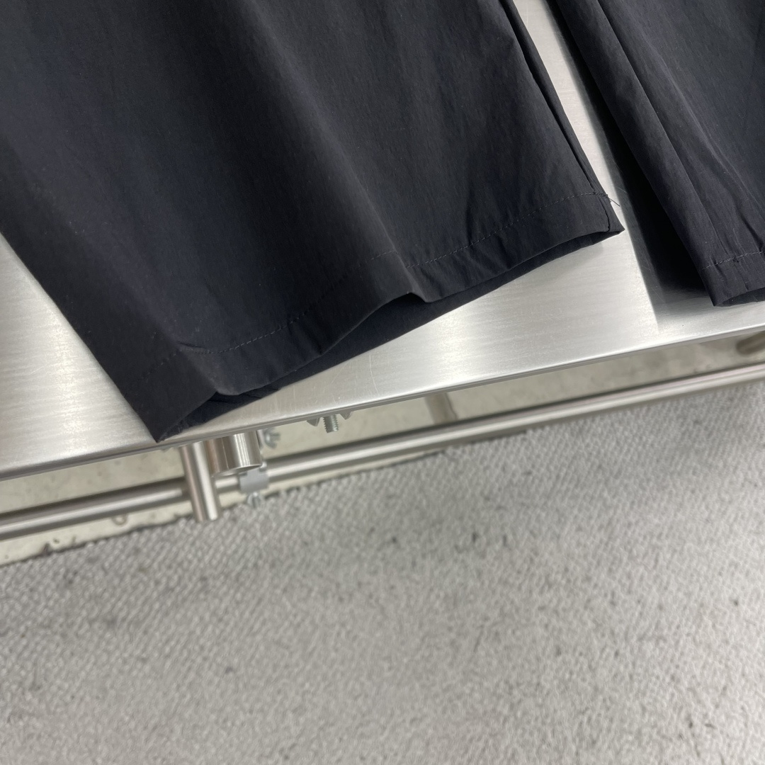 -驴牌 2026ss早春新品 男士精品休闲裤顶级面料休闲裤，最新款上身版型无敌正!绝对可以闭眼收的一款此