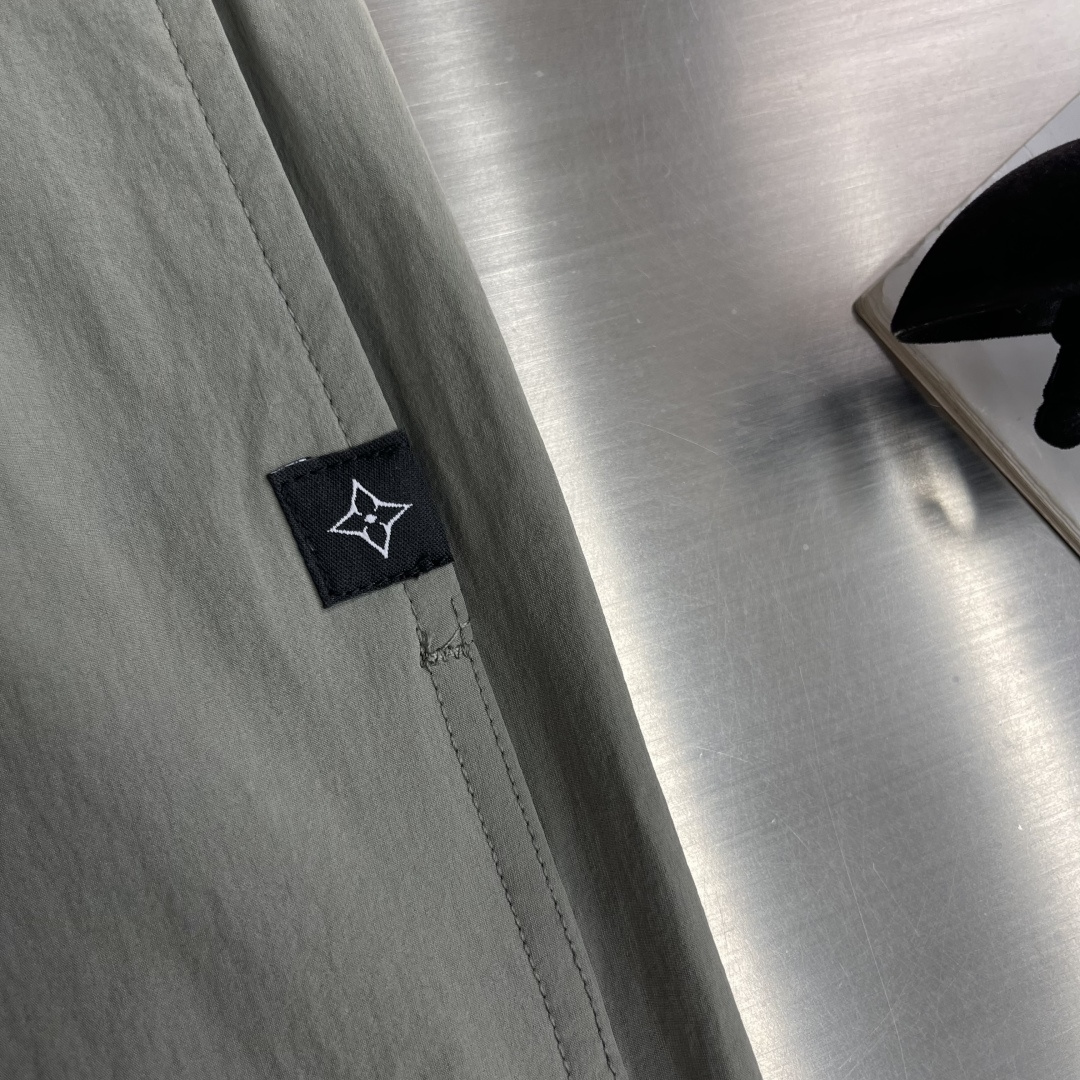 -驴牌 2026ss早春新品 男士精品休闲裤顶级面料休闲裤，最新款上身版型无敌正!绝对可以闭眼收的一款此