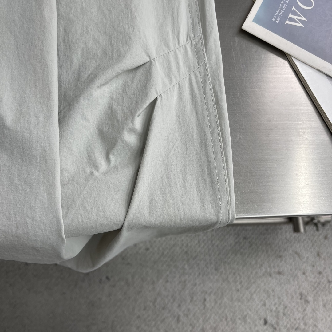 -驴牌 2026ss早春新品 男士精品休闲裤顶级面料休闲裤，最新款上身版型无敌正!绝对可以闭眼收的一款此