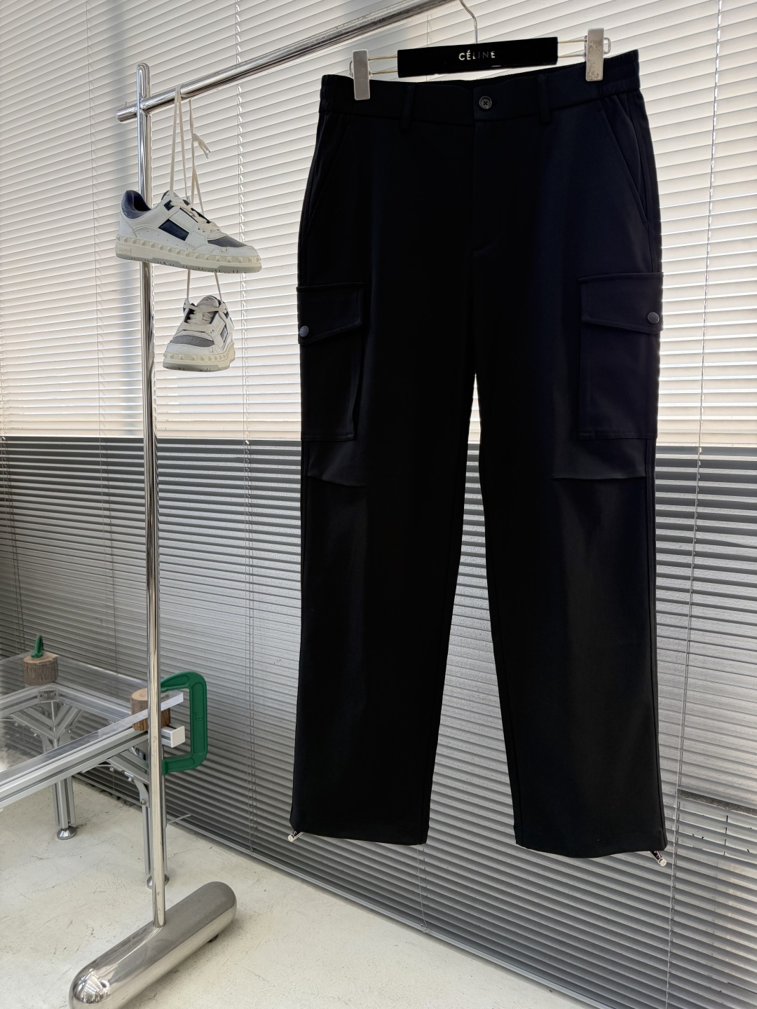 _dsU9s1A4TL3MC5tW3JVNswMomTIEJYlvPtuqIKw