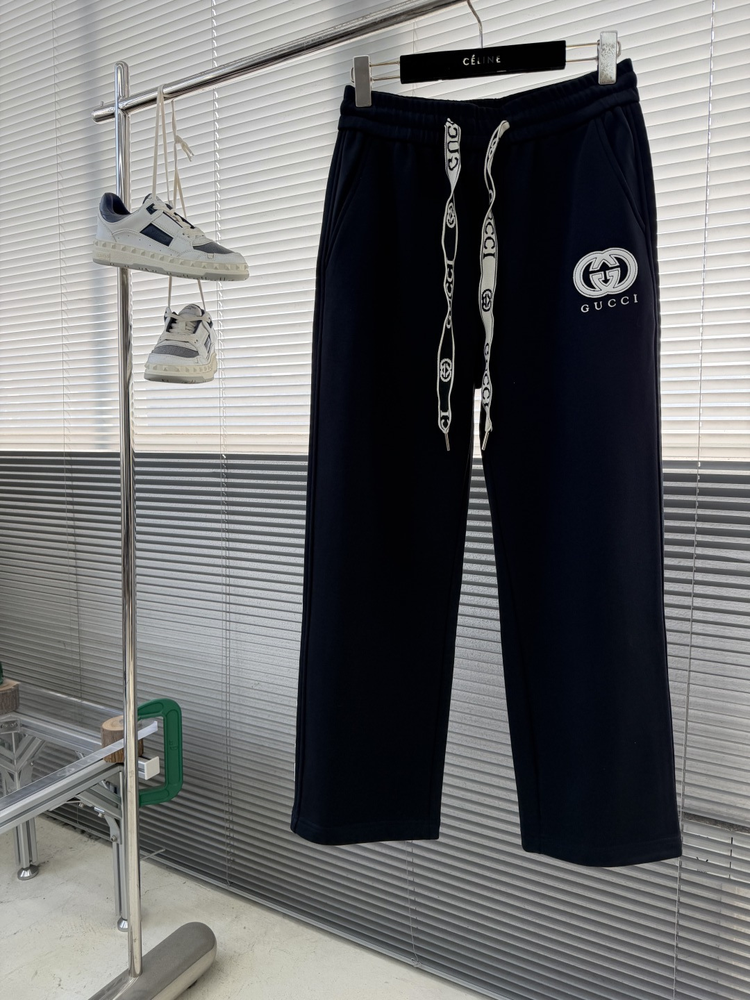 _dP39s1p2gql6IUbELadyKX-KpnIMWEAO0cb-51w