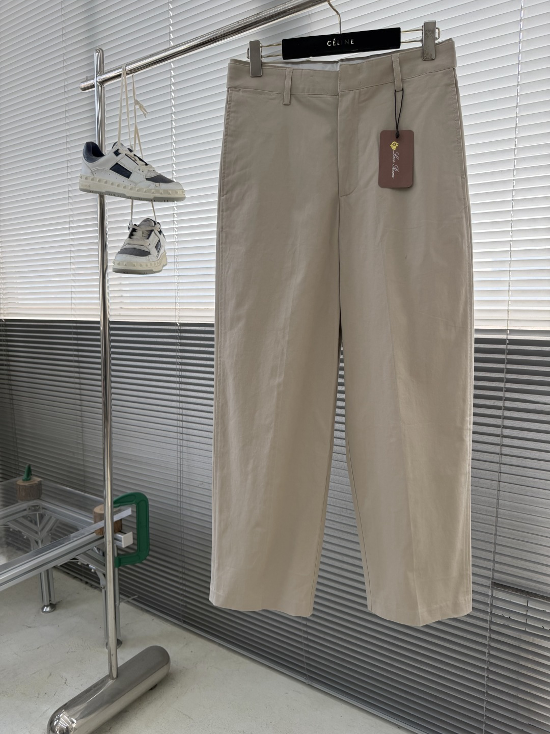 _d-09sFlD4vlHWhxUUPaDbLFaJqIcPhbVqxuDvuw