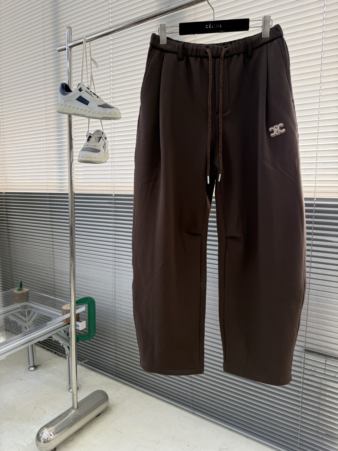 -CELIN 2026早春新款章仔logo刺绣休闲运动卫裤，适合各种场合，百搭款式不挑人，懒人的必备单品