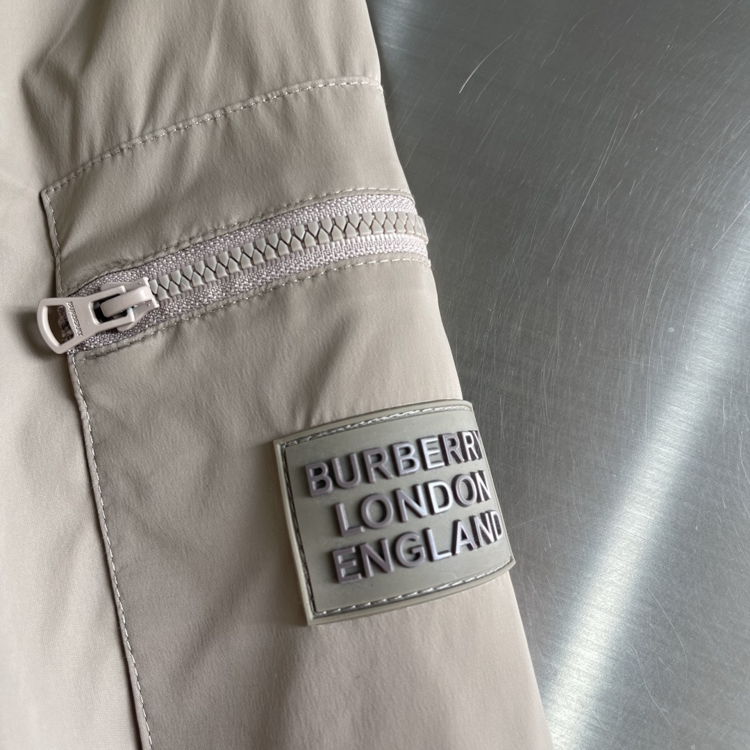 -BBR 26年春季夹克高定专柜面料辅料，透气舒适度高，细节无可挑剔，做工考究工艺复杂，内里搭配经典格纹