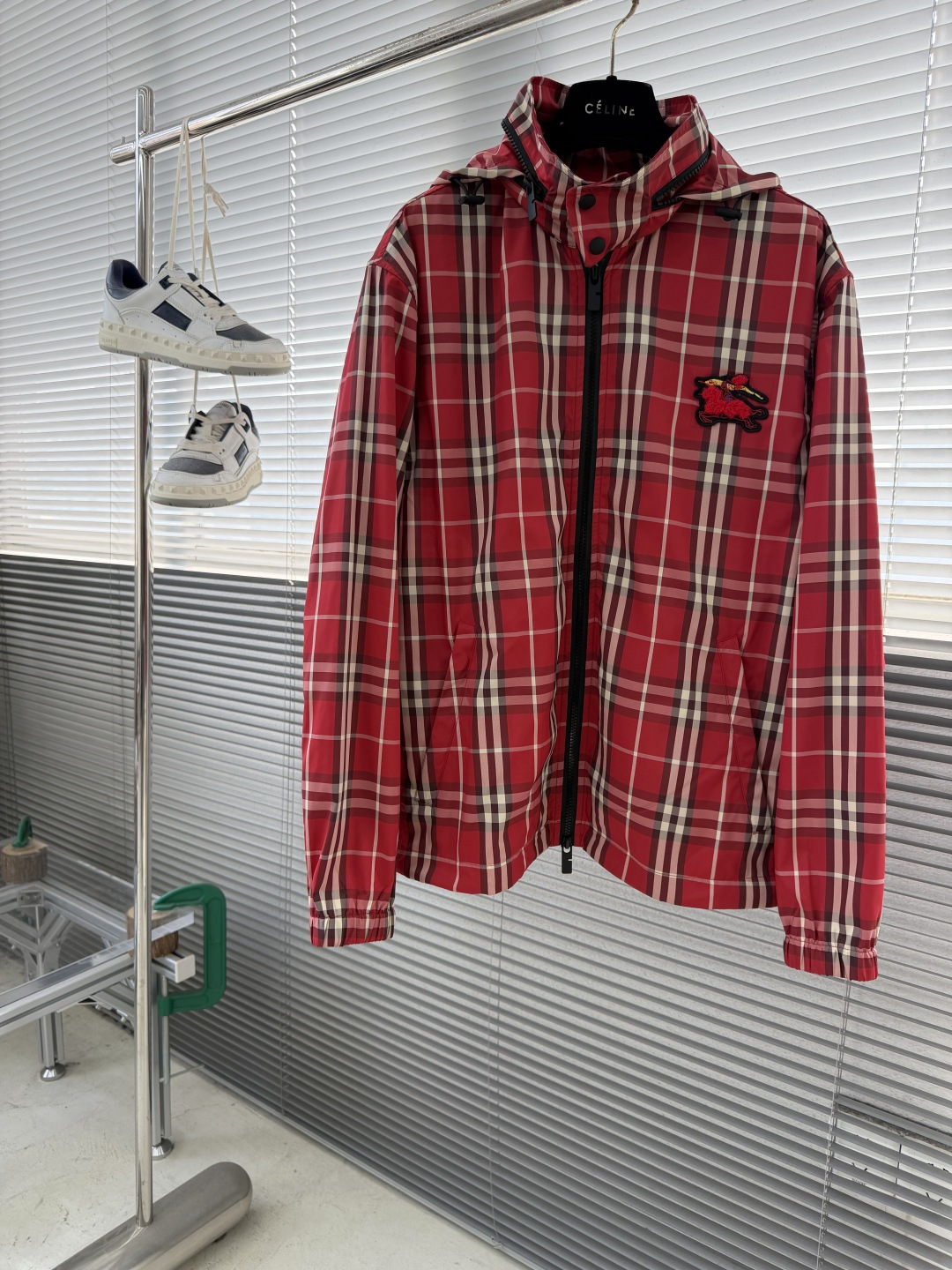 _db79sfnVpUw-IkP-E7G0E8GmuWZzfJd9jLltUOw