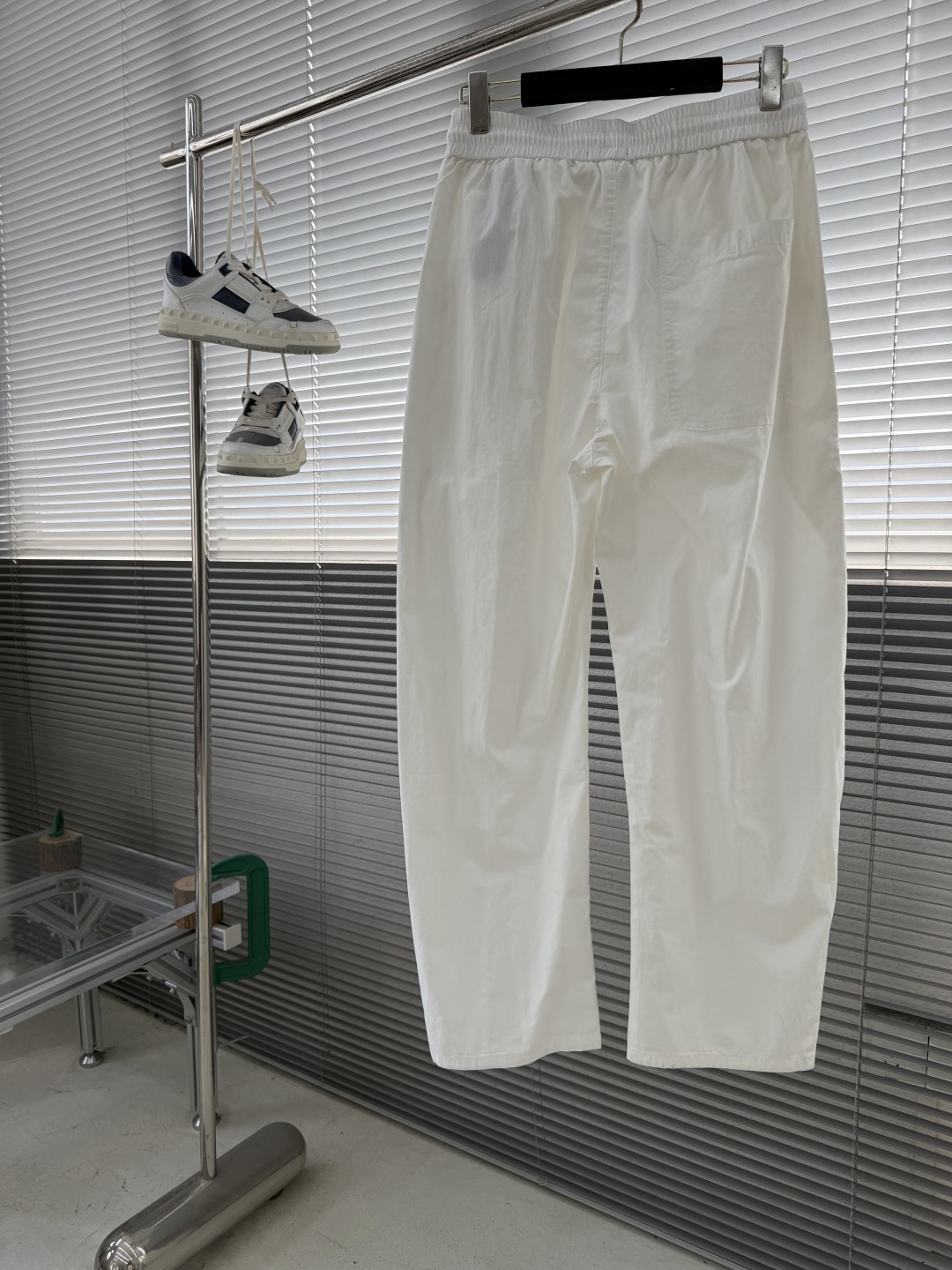 -Balenciag 2026春季最新爆款时尚休闲休闲裤 进口原版面料，独特设计，顶级刺绣工艺字母图案装