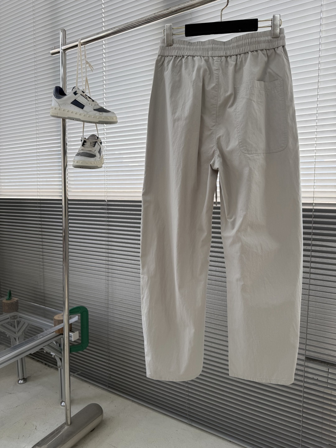 -Balenciag 2026春季最新爆款时尚休闲休闲裤 进口原版面料，独特设计，顶级刺绣工艺字母图案装