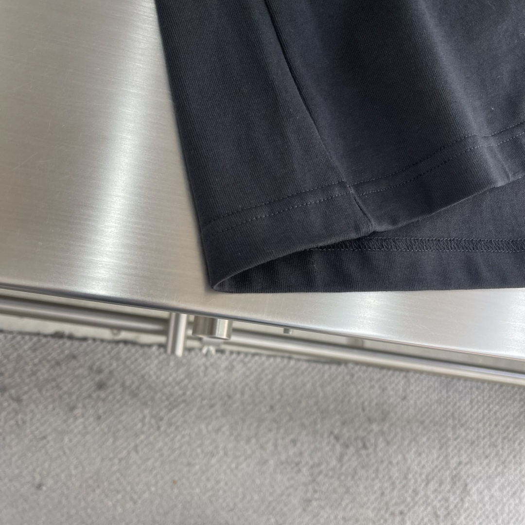 -LOEW 经典刺绣‼️短袖T恤Anagram刺绣 Logo超有辨识度，简约又有质感。高品300g纯棉面