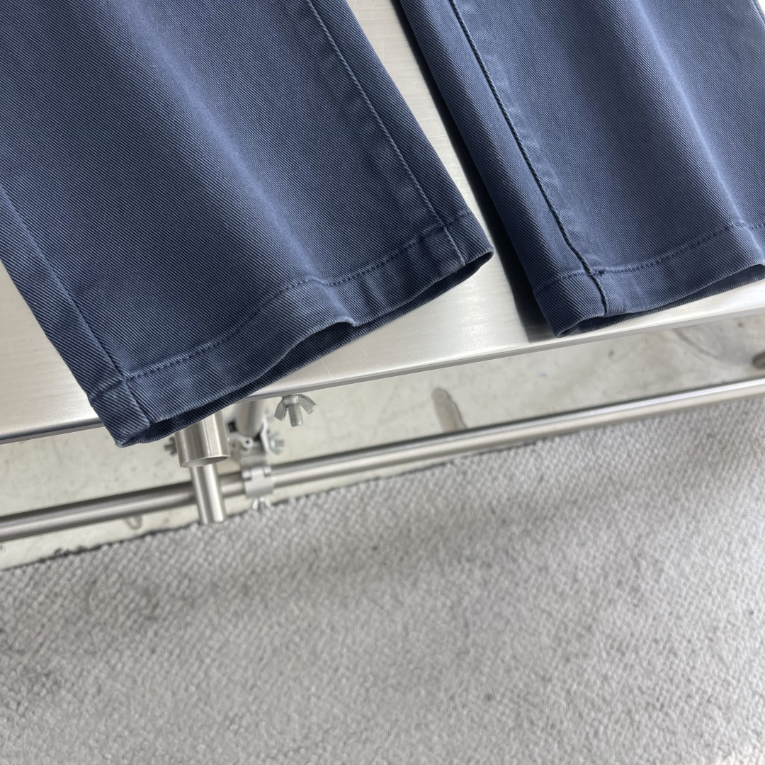 -Z ZEGN 修身直筒牛仔裤意式剪裁与高端面料的绅士休闲新范式一、品牌基因：意大利百年匠心的「奢侈男装