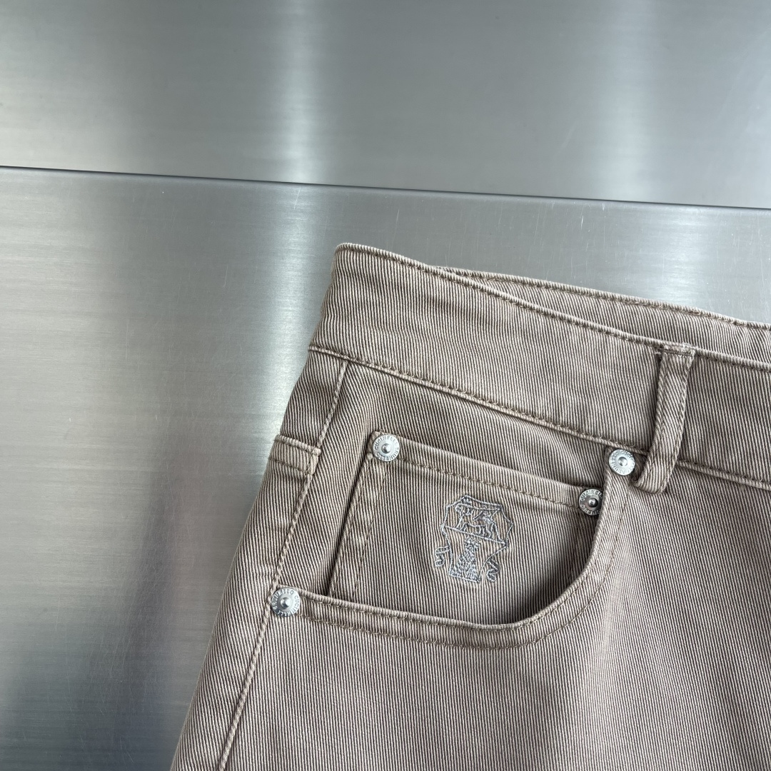 -BC 棉氨混纺修身五口袋牛仔裤意式剪裁与弹性舒适的现代绅士法则」品牌将意大利文艺复兴时期的匠人精神注入