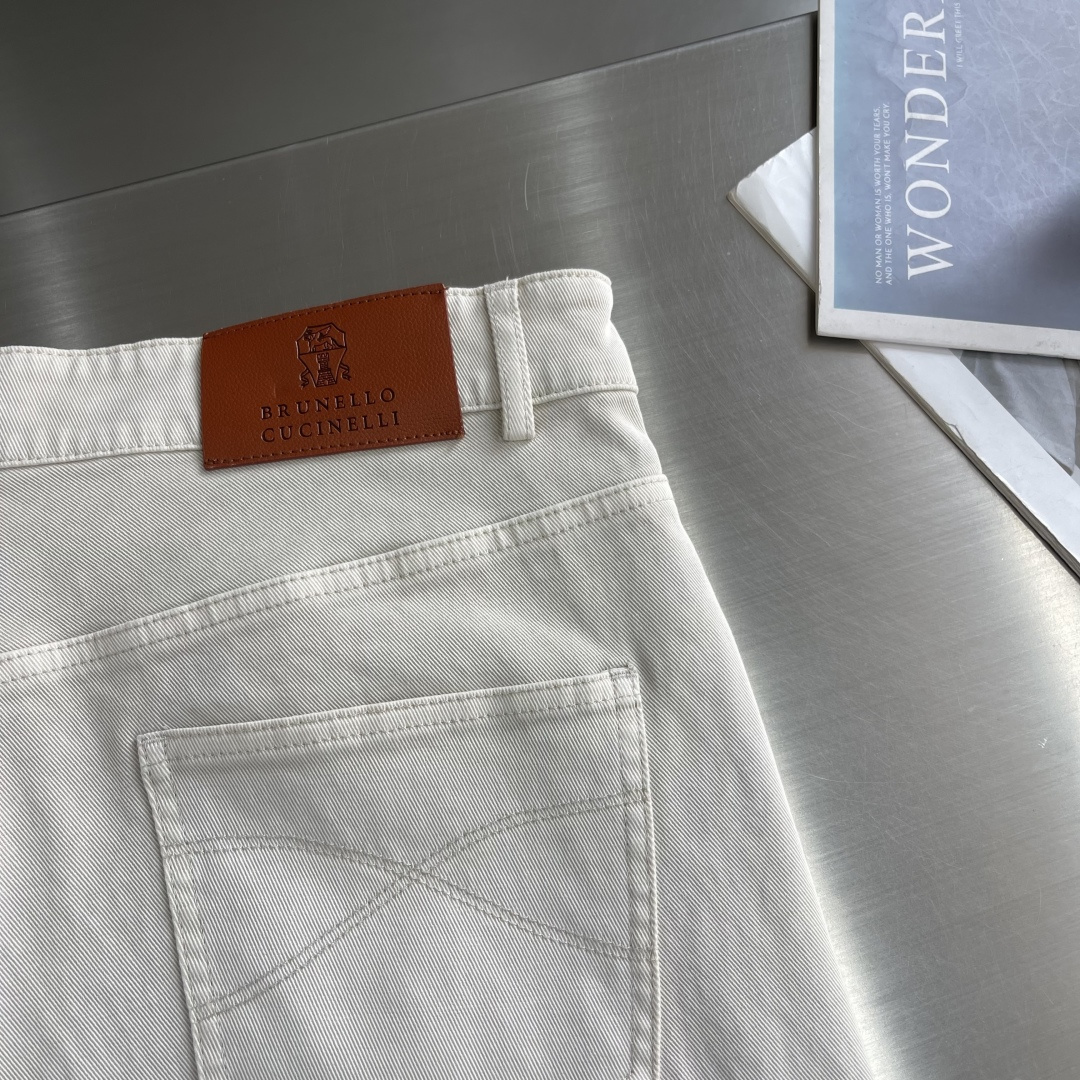 -BC 棉氨混纺修身五口袋牛仔裤意式剪裁与弹性舒适的现代绅士法则」品牌将意大利文艺复兴时期的匠人精神注入