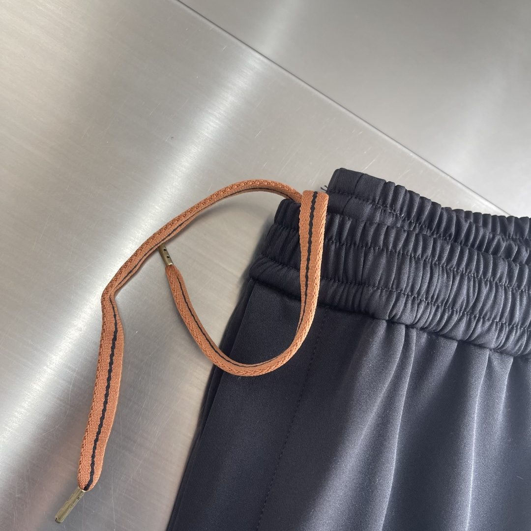 -冬日温暖！保暖系数拉满加厚款复合面料抽绳松紧腰设计休闲长裤Z ZEGB 冬日保暖神裤！加厚复合面料直接