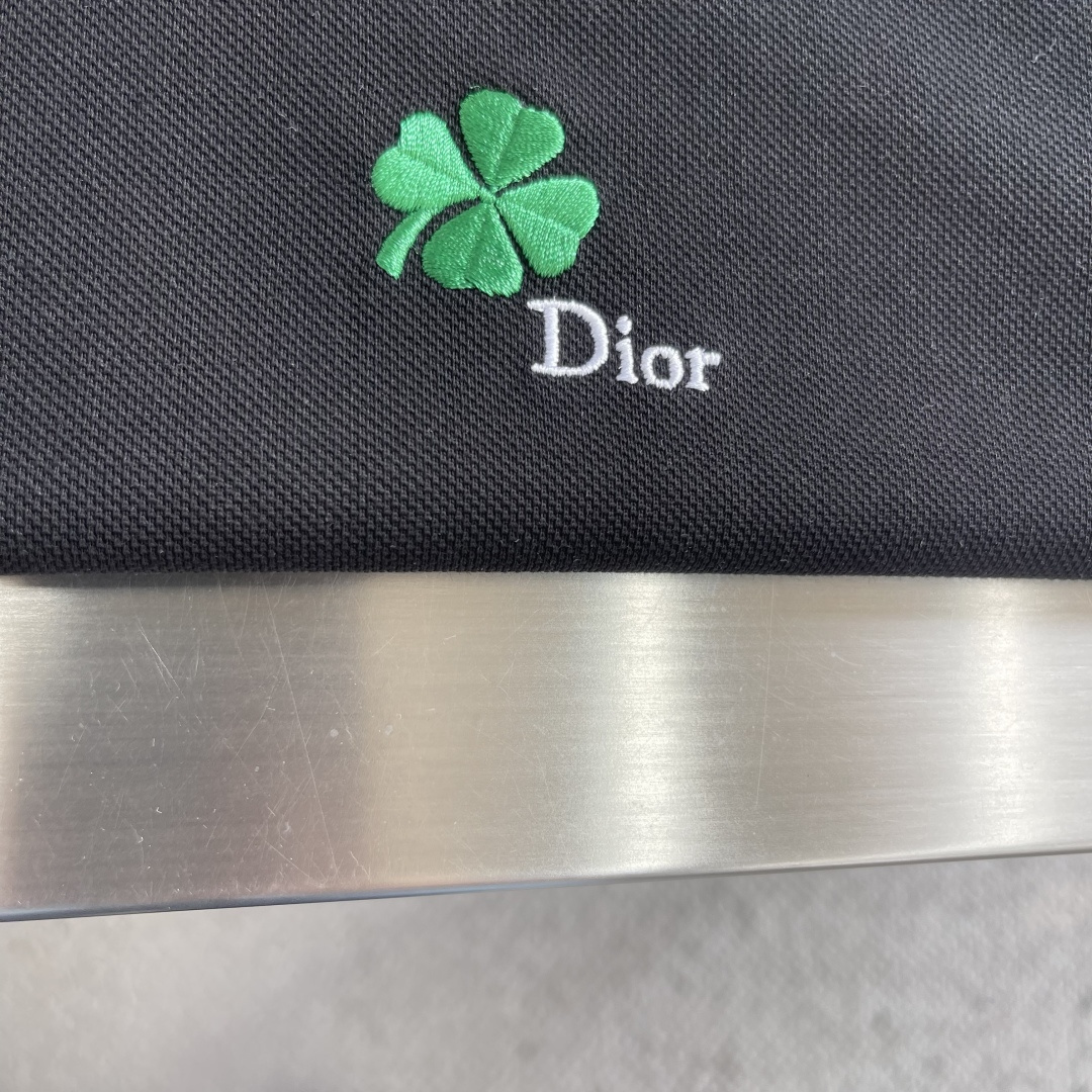-Dio 26ss新款Polo 衫 黑色棉质珠地布 Dio* Clover 图案刺绣乔纳森·安德森 (J